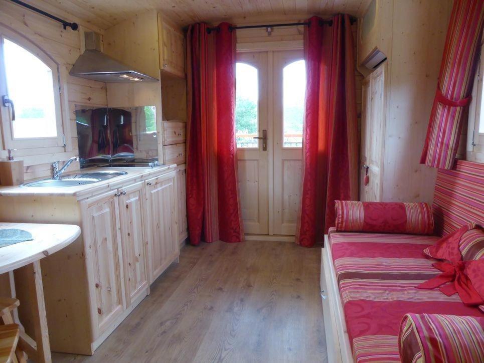 La Roulotte De Bourgogne Villa Brianny Luaran gambar